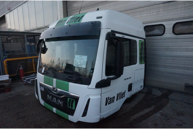 MAN F99L39 TGS - Кабіна й інтер'єр в категорії Вантажівки: фото 3 MAN F99L39 TGS - Кабіна й інтер'єр в категорії Вантажівки: фото 3