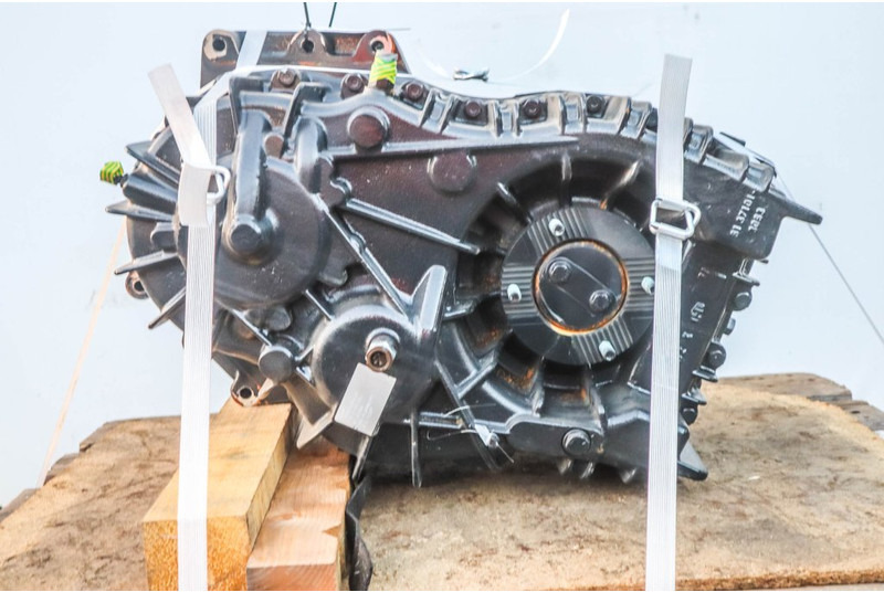 MAN VG172 P22-6 81.37000-7411 - Коробка передач в категорії Вантажівки: фото 3 MAN VG172 P22-6 81.37000-7411 - Коробка передач в категорії Вантажівки: фото 3