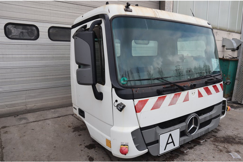 Mercedes-Benz ACTROS F07 MP3 94389915588371 - Кабіна й інтер'єр в категорії Вантажівки: фото 2 Mercedes-Benz ACTROS F07 MP3 94389915588371 - Кабіна й інтер'єр в категорії Вантажівки: фото 2