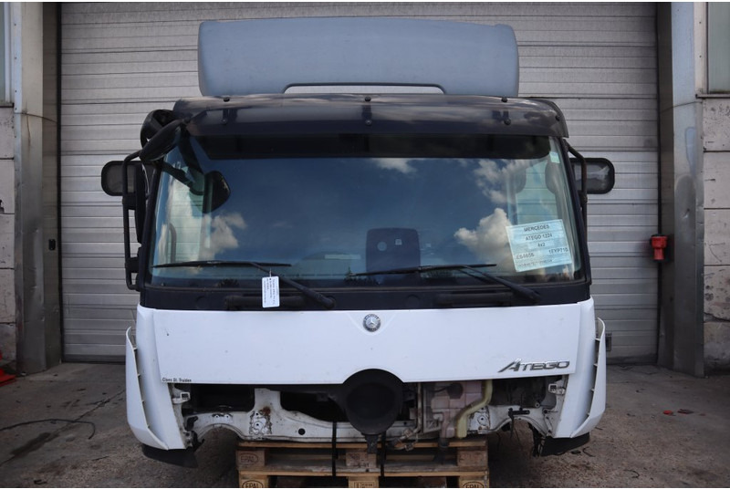 Mercedes-Benz ATEGO MP4 6CYL - Кабіна й інтер'єр в категорії Вантажівки: фото 1 Mercedes-Benz ATEGO MP4 6CYL - Кабіна й інтер'єр в категорії Вантажівки: фото 1