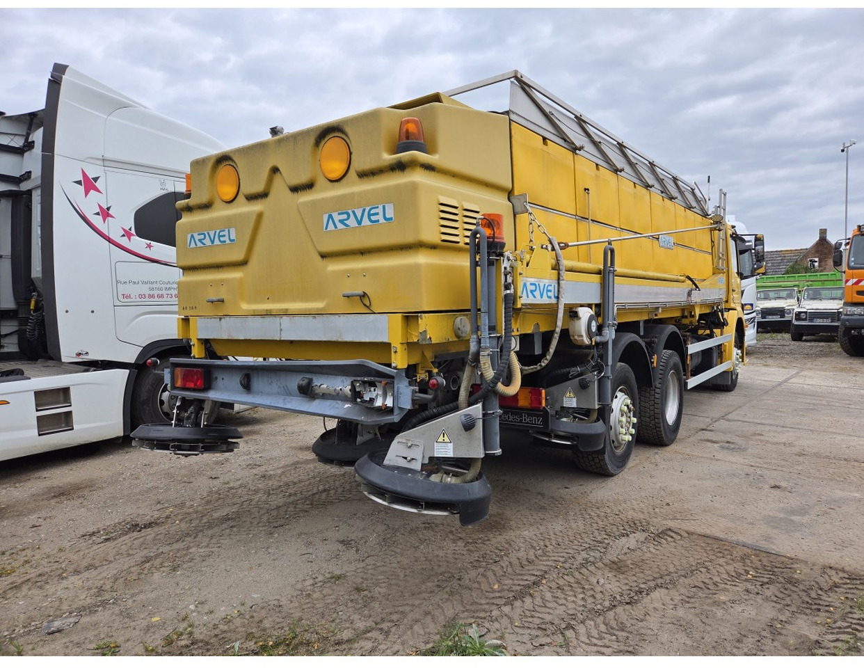 MERCEDES AXOR 2533 6X2 CHASSIS LOW MILEAGE - Вантажівка шасі, Снігоприбиральна машина: фото 3 MERCEDES AXOR 2533 6X2 CHASSIS LOW MILEAGE - Вантажівка шасі, Снігоприбиральна машина: фото 3