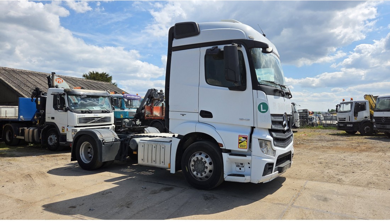 Mercedes Actros 1843 4X2 StreamSpace Retarder Parking Air conditioning PTO - Тягач: фото 5 Mercedes Actros 1843 4X2 StreamSpace Retarder Parking Air conditioning PTO - Тягач: фото 5