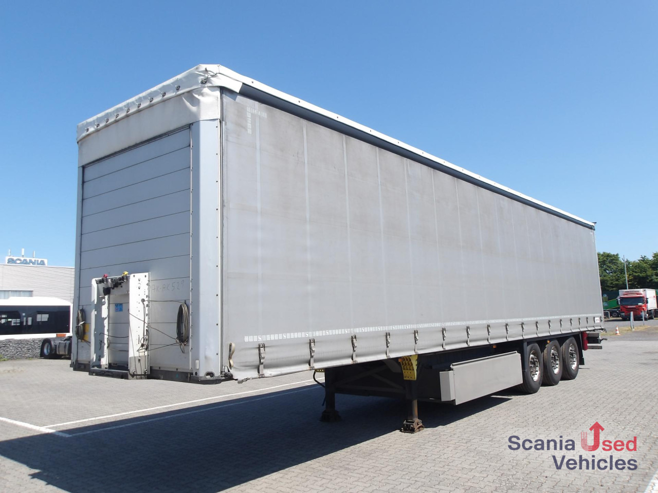 SCHMITZ SCB*S3T - STANDARD - LIFTACHSE - PALETTENKASTEN - Тентований напівпричіп: фото 1 SCHMITZ SCB*S3T - STANDARD - LIFTACHSE - PALETTENKASTEN - Тентований напівпричіп: фото 1