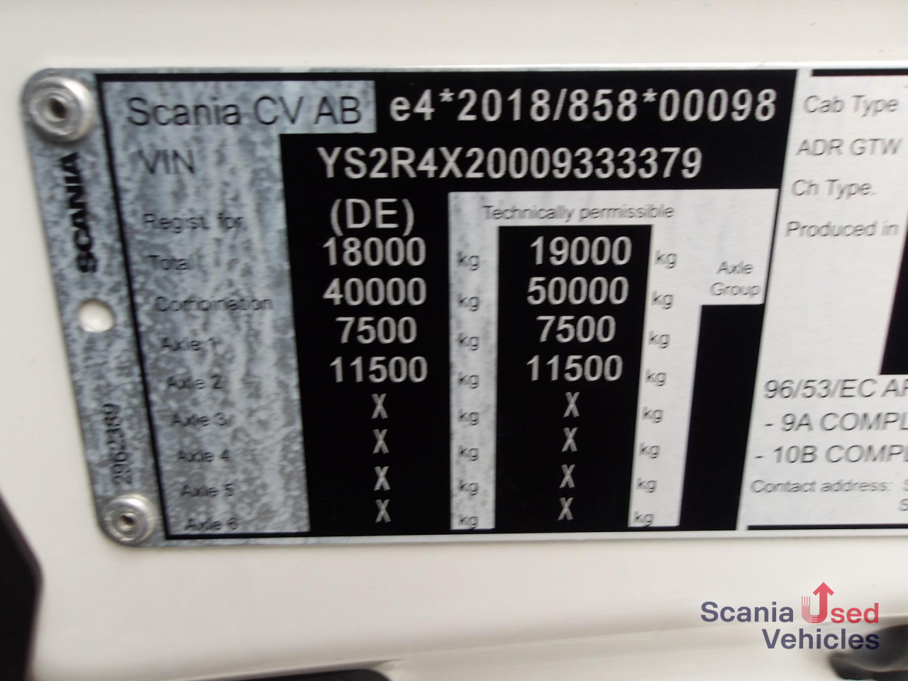 Тягач SCANIA R 460 EB - MEGA - HIGHLINE - 2x TANKs - ACC: фото 7 Тягач SCANIA R 460 EB - MEGA - HIGHLINE - 2x TANKs - ACC: фото 7