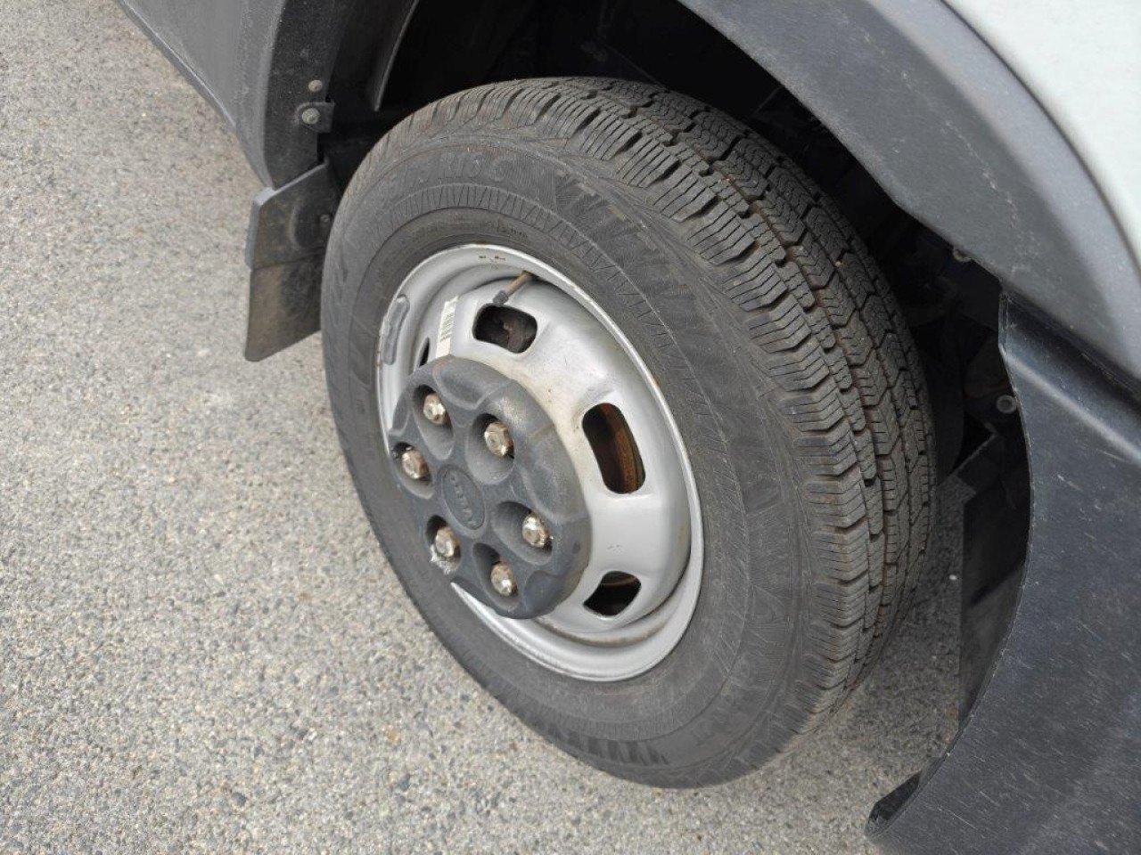 IVECO Daily 35C16H - Суцільнометалевий фургон: фото 2 IVECO Daily 35C16H - Суцільнометалевий фургон: фото 2