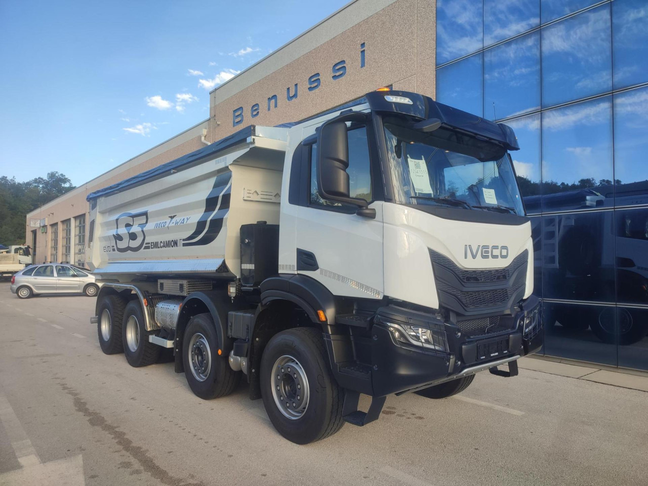 IVECO T-Way AD410T50 - Самоскид вантажівка: фото 2 IVECO T-Way AD410T50 - Самоскид вантажівка: фото 2