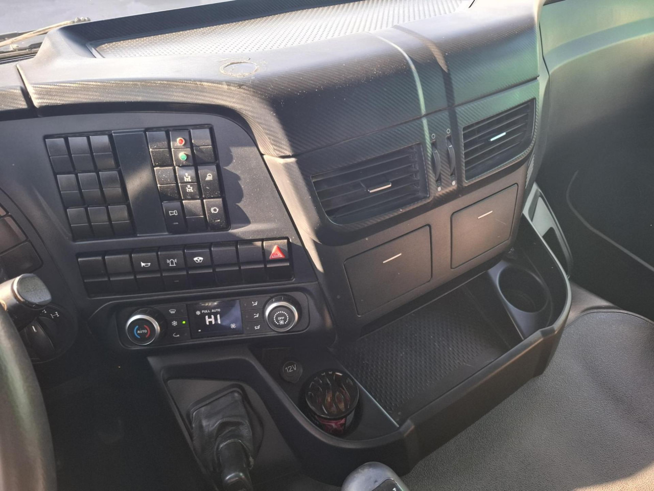 IVECO Trakker AD410T50 - Самоскид вантажівка: фото 3 IVECO Trakker AD410T50 - Самоскид вантажівка: фото 3