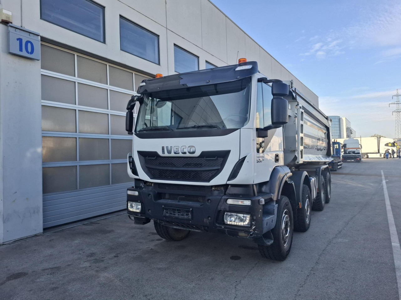 IVECO Trakker AD410T50 - Самоскид вантажівка: фото 1 IVECO Trakker AD410T50 - Самоскид вантажівка: фото 1