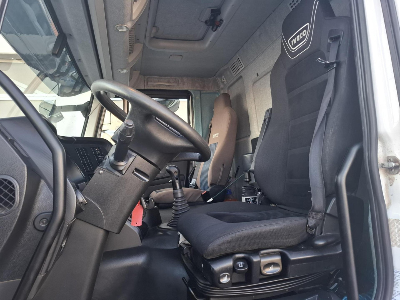 IVECO Trakker AD410T50 - Самоскид вантажівка: фото 2 IVECO Trakker AD410T50 - Самоскид вантажівка: фото 2