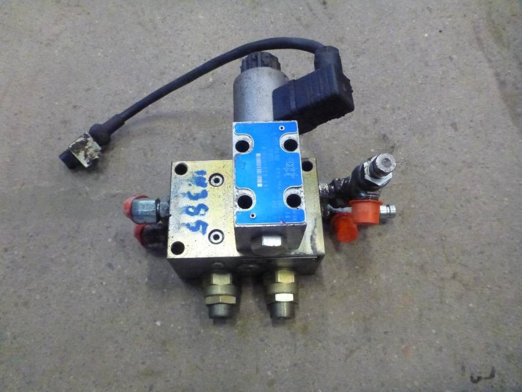 CAT 374 D Ventiler, 339-4353 - Гідравліка в категорії Будівельна техніка: фото 1 CAT 374 D Ventiler, 339-4353 - Гідравліка в категорії Будівельна техніка: фото 1