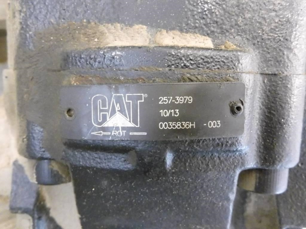 CAT 906 H 2 Hydraulpump, 257-3931 - Гідравліка в категорії Будівельна техніка: фото 3 CAT 906 H 2 Hydraulpump, 257-3931 - Гідравліка в категорії Будівельна техніка: фото 3