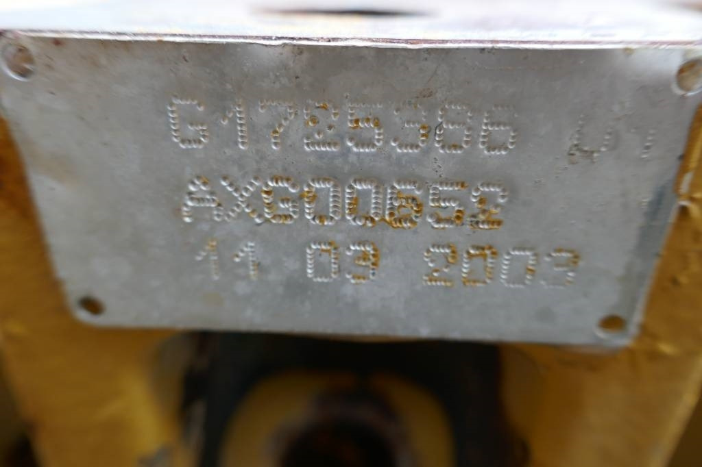 CAT 980G framaxel G1725389 - Вісь та запчастини в категорії Будівельна техніка: фото 3 CAT 980G framaxel G1725389 - Вісь та запчастини в категорії Будівельна техніка: фото 3