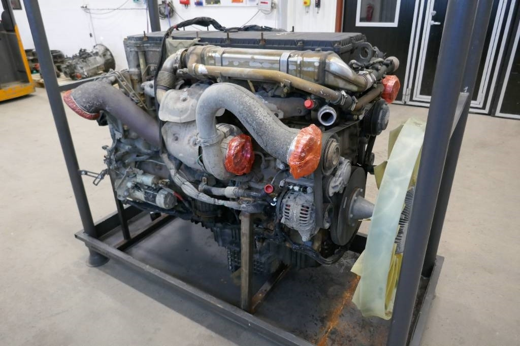 Mercedes-Benz Arocs 1840 - Двигун в категорії Вантажівки: фото 3 Mercedes-Benz Arocs 1840 - Двигун в категорії Вантажівки: фото 3