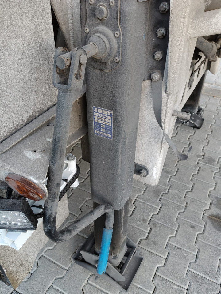 SERIN SECOND HAND - Напівпричіп цистерна: фото 4 SERIN SECOND HAND - Напівпричіп цистерна: фото 4