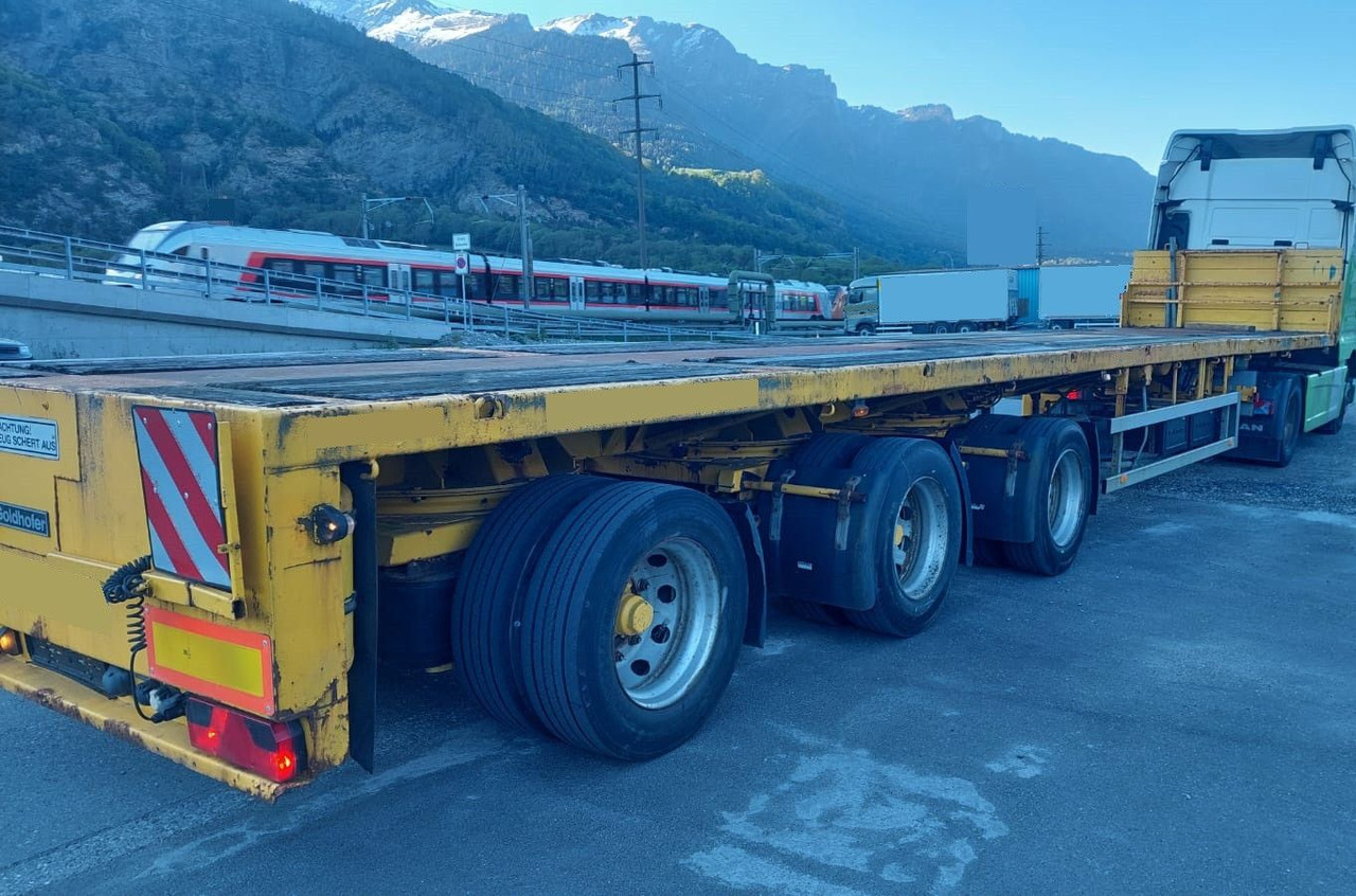Goldhofer SPZ DL 3-36/80A, 56ton Goldhofer SPZ DL 3-36/80A, 56ton, 3m teleskop - Низькорамна платформа напівпричіп: фото 2 Goldhofer SPZ DL 3-36/80A, 56ton Goldhofer SPZ DL 3-36/80A, 56ton, 3m teleskop - Низькорамна платформа напівпричіп: фото 2