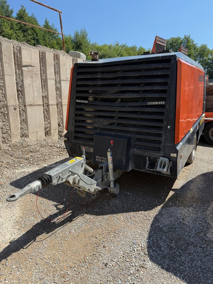 Kaeser M250 Kompressor, Anhänger trailer, 14bar - Повітряний компресор: фото 1 Kaeser M250 Kompressor, Anhänger trailer, 14bar - Повітряний компресор: фото 1