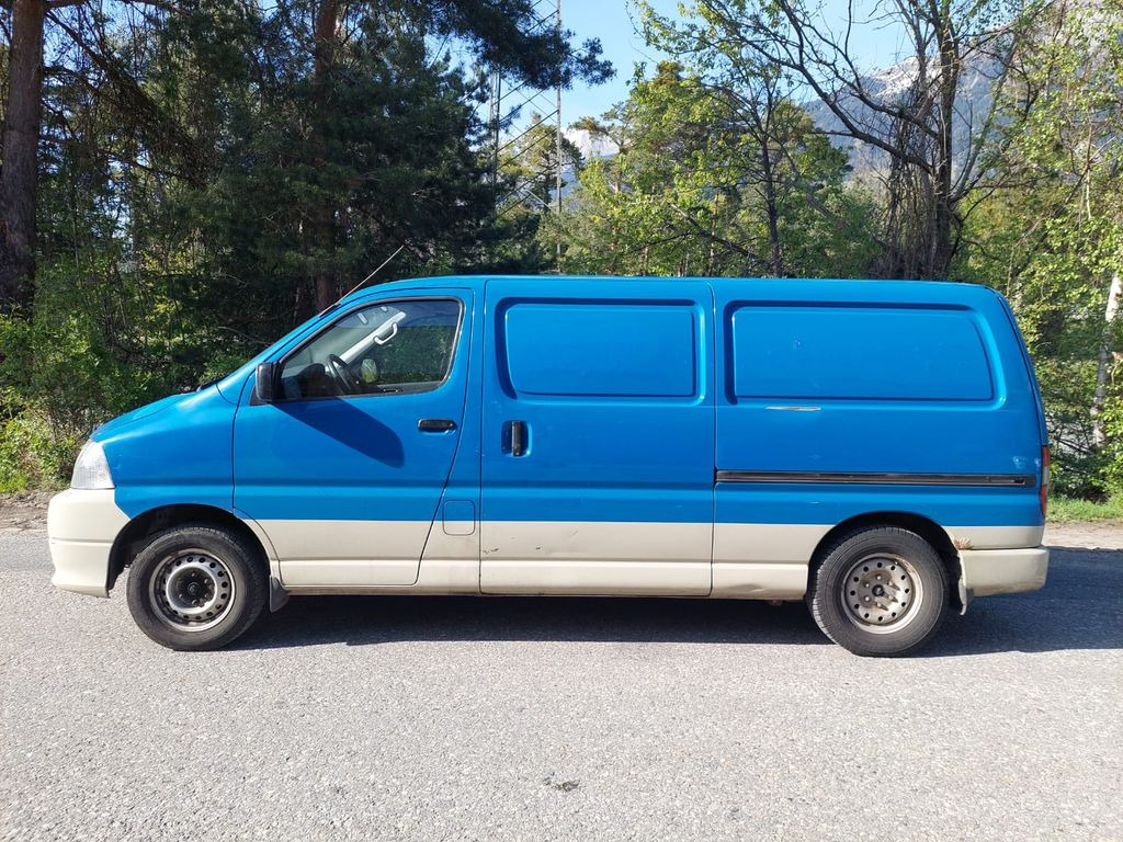 Toyota Hiace D-4D 2.5 4x4, Hochdruck Spülwagen 250bar - Суцільнометалевий фургон: фото 5 Toyota Hiace D-4D 2.5 4x4, Hochdruck Spülwagen 250bar - Суцільнометалевий фургон: фото 5