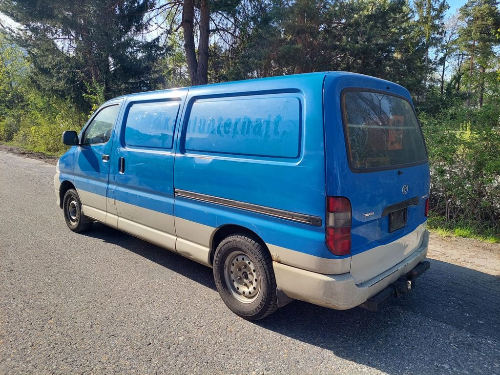 Toyota Hiace D-4D 2.5 4x4, Hochdruck Spülwagen 250bar - Суцільнометалевий фургон: фото 4 Toyota Hiace D-4D 2.5 4x4, Hochdruck Spülwagen 250bar - Суцільнометалевий фургон: фото 4