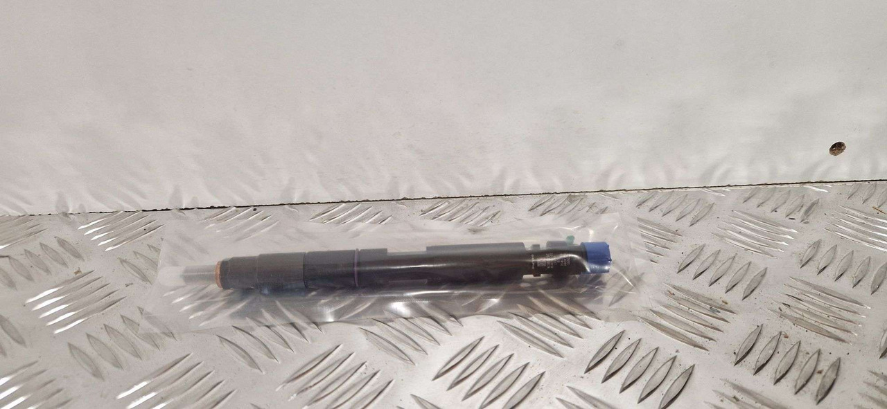 JCB 320/06827 fuel injector Delphi injector 28229876 68kw – 93kw - Двигун та запчастини в категорії Будівельна техніка: фото 2 JCB 320/06827 fuel injector Delphi injector 28229876 68kw – 93kw - Двигун та запчастини в категорії Будівельна техніка: фото 2