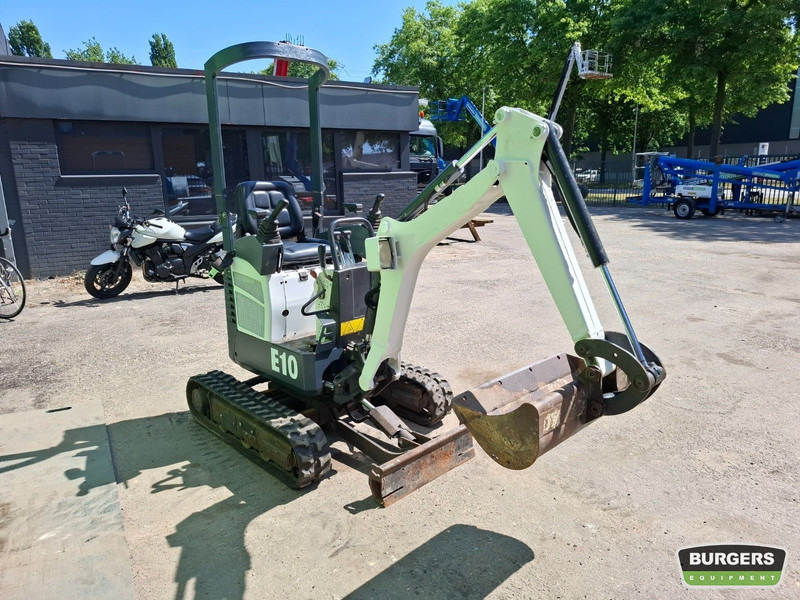 Bobcat E10 - Міні-екскаватор: фото 3 Bobcat E10 - Міні-екскаватор: фото 3