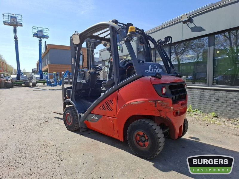 Linde H25T - Газовий навантажувач: фото 4 Linde H25T - Газовий навантажувач: фото 4