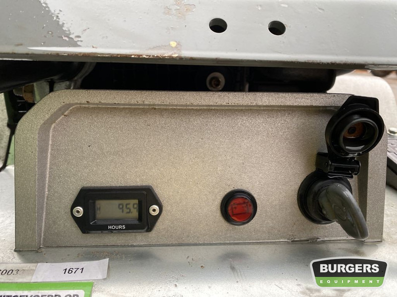 Neuson DPU 65.55 - Віброплита: фото 5 Neuson DPU 65.55 - Віброплита: фото 5