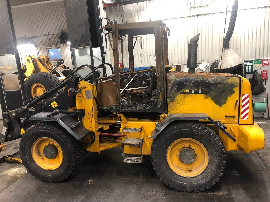 JCB 411 HT Dismantled for spare parts - Колісний навантажувач: фото 1 JCB 411 HT Dismantled for spare parts - Колісний навантажувач: фото 1