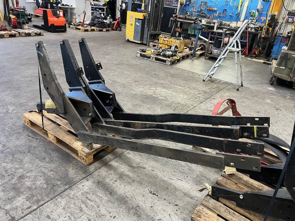 Lastarfäste Trima till Ursus Zetor - Фронтальний навантажувач для трактора: фото 2 Lastarfäste Trima till Ursus Zetor - Фронтальний навантажувач для трактора: фото 2