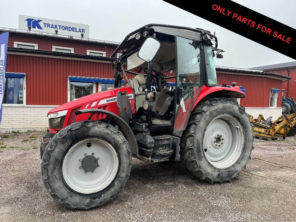 Massey Ferguson 5609 Dismantled. Only spare parts - Трактор: фото 1 Massey Ferguson 5609 Dismantled. Only spare parts - Трактор: фото 1