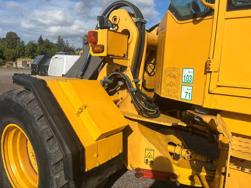 Колісний навантажувач Volvo L 50 D: фото 10