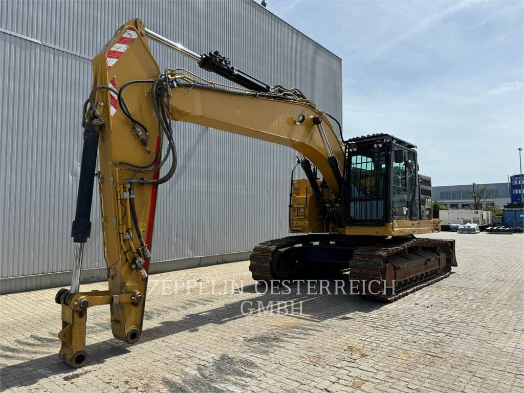 CAT 335FLCR - Гусеничний екскаватор: фото 1 CAT 335FLCR - Гусеничний екскаватор: фото 1