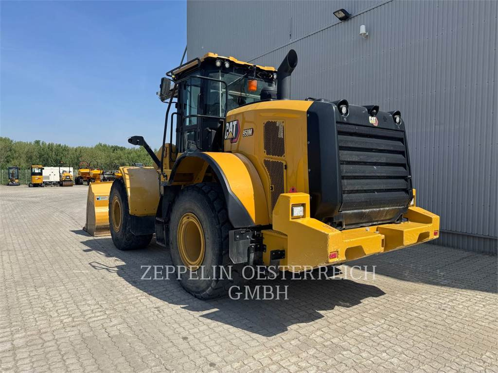 CAT 950M - Колісний навантажувач: фото 4 CAT 950M - Колісний навантажувач: фото 4