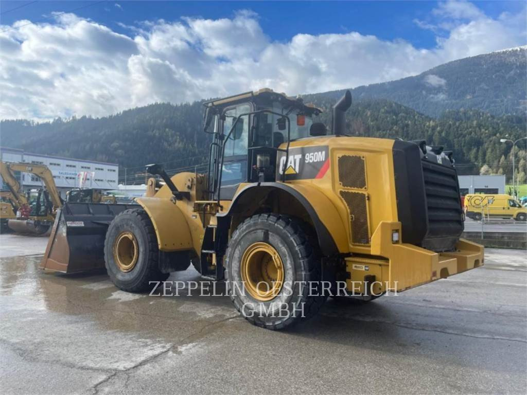 CAT 950M - Колісний навантажувач: фото 4 CAT 950M - Колісний навантажувач: фото 4