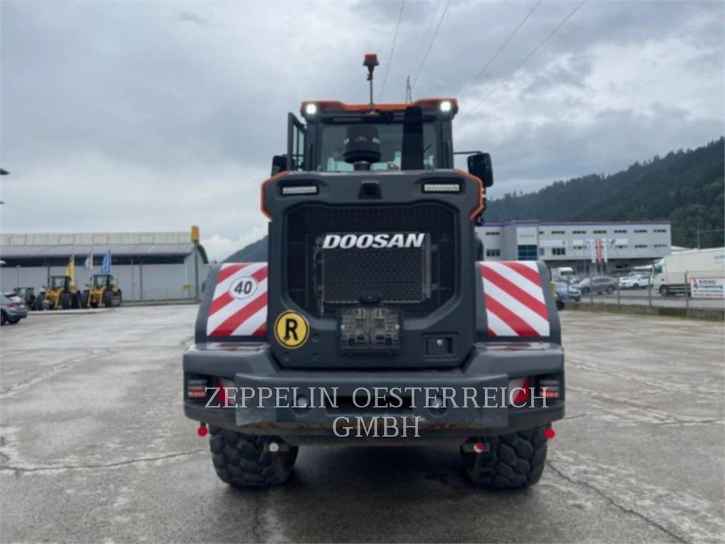 Doosan DL250-7 - Колісний навантажувач: фото 4 Doosan DL250-7 - Колісний навантажувач: фото 4