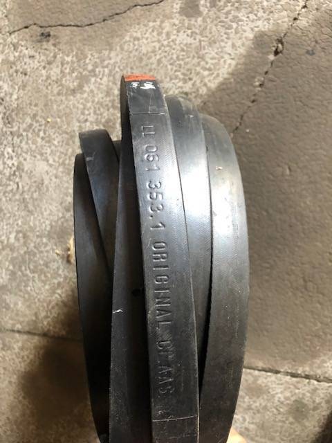 061353.1 Pasek klinowy klasyczny C x 8324 la - Ремінь в категорії Зернозбиральні комбайни: фото 1 061353.1 Pasek klinowy klasyczny C x 8324 la - Ремінь в категорії Зернозбиральні комбайни: фото 1