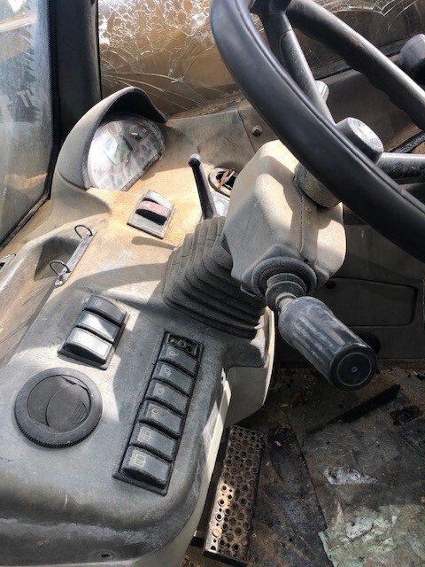 Cat TH Kabina - Кабіна в категорії Сільськогосподарська техніка: фото 5 Cat TH Kabina - Кабіна в категорії Сільськогосподарська техніка: фото 5