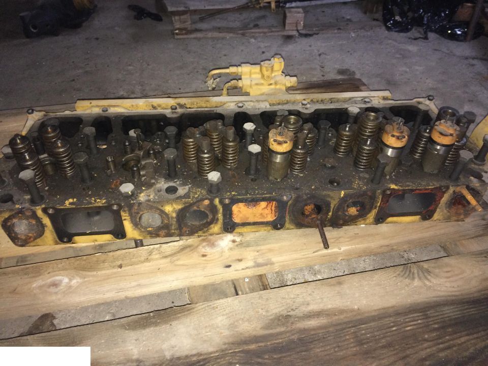 Caterpillar c15 Cummins 162-0681 Głowica - Головка блоку в категорії Сільськогосподарська техніка: фото 2 Caterpillar c15 Cummins 162-0681 Głowica - Головка блоку в категорії Сільськогосподарська техніка: фото 2