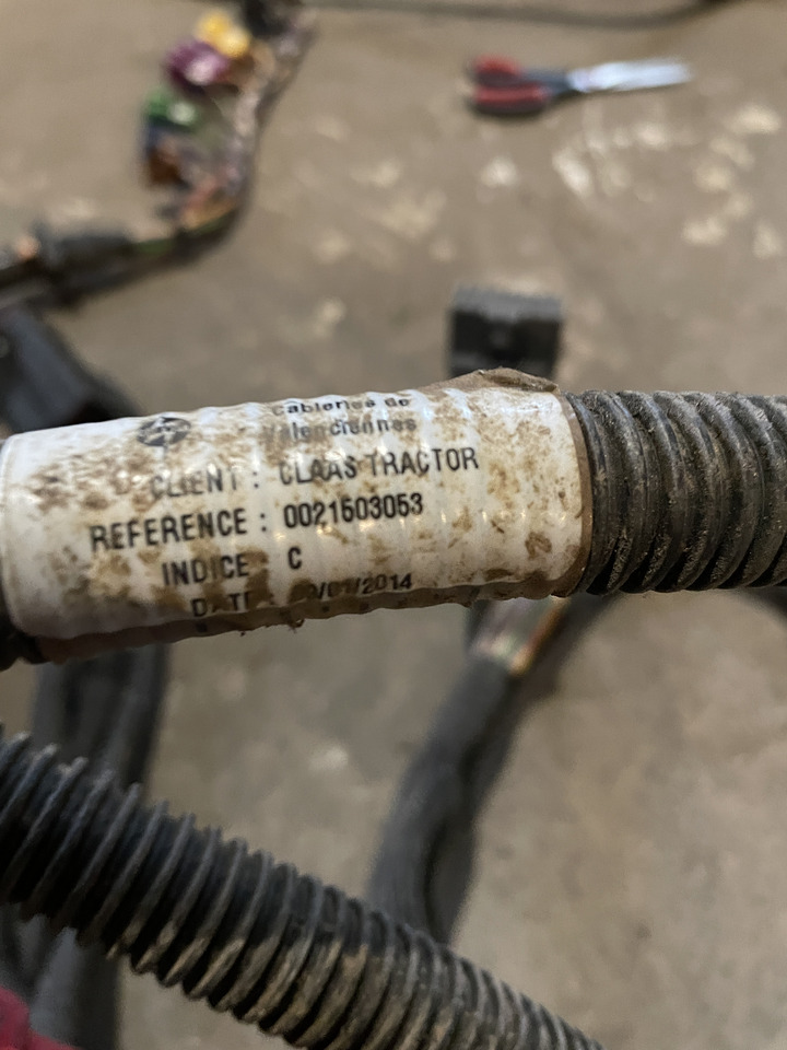 Claas Arion 550-520 650-620 - kabel wiązka elektryczna 0021503053 - Кабелі/ Дроти в категорії Трактори: фото 2 Claas Arion 550-520 650-620 - kabel wiązka elektryczna 0021503053 - Кабелі/ Дроти в категорії Трактори: фото 2