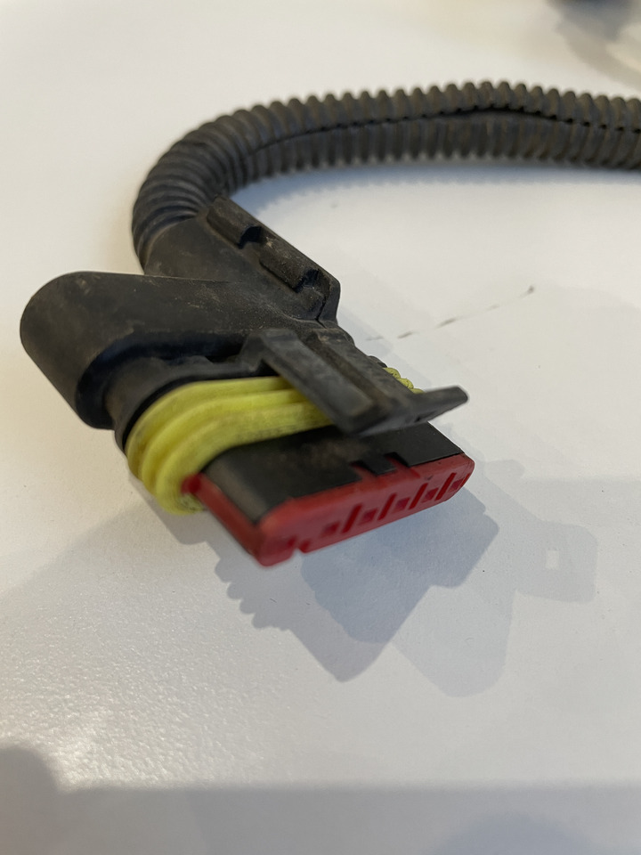 Claas Arion 550-520 650-620 - kabel wiązka elektryczna 0021523032 - Кабелі/ Дроти в категорії Трактори: фото 2 Claas Arion 550-520 650-620 - kabel wiązka elektryczna 0021523032 - Кабелі/ Дроти в категорії Трактори: фото 2