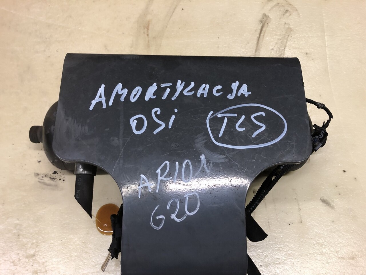 Claas Arion-amortyzacja osi/Claas Arion 620 - Підвіска в категорії Сільськогосподарська техніка: фото 1 Claas Arion-amortyzacja osi/Claas Arion 620 - Підвіска в категорії Сільськогосподарська техніка: фото 1