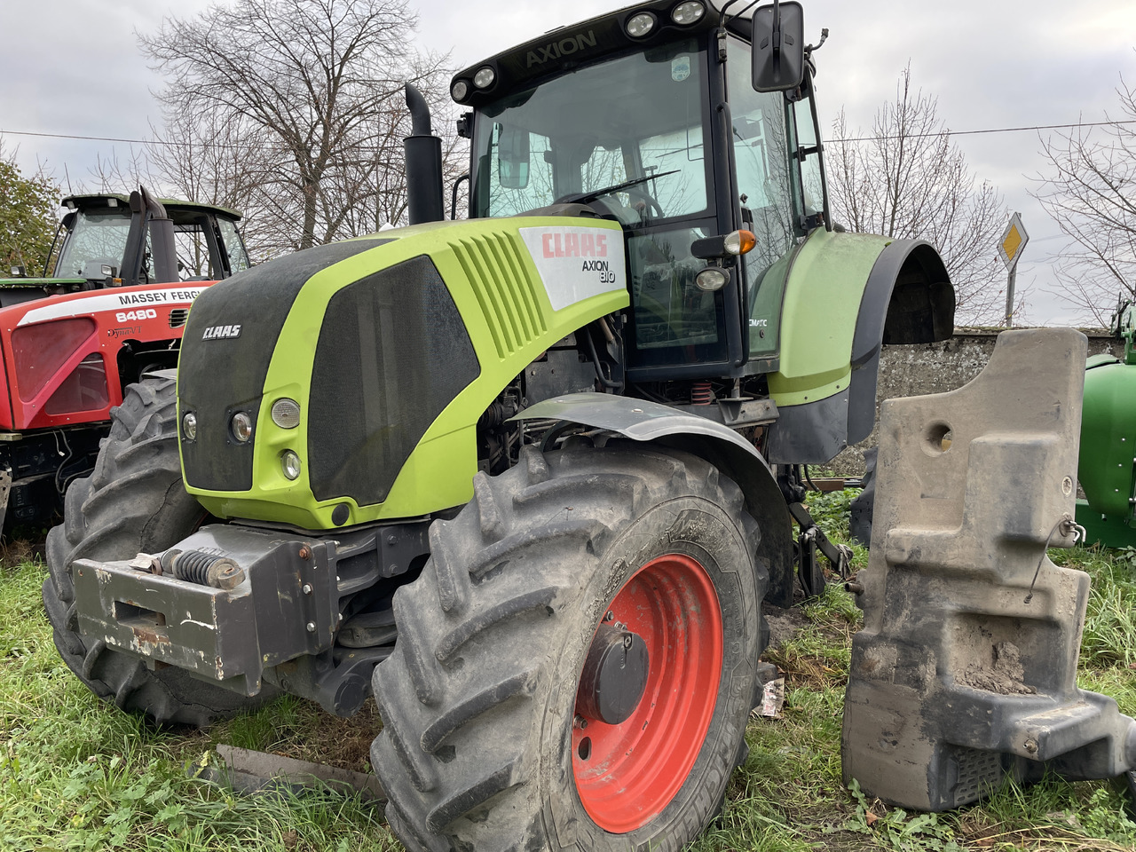 Claas Axion 810 - części - tłumik wydech - Глушник в категорії Трактори: фото 2 Claas Axion 810 - części - tłumik wydech - Глушник в категорії Трактори: фото 2