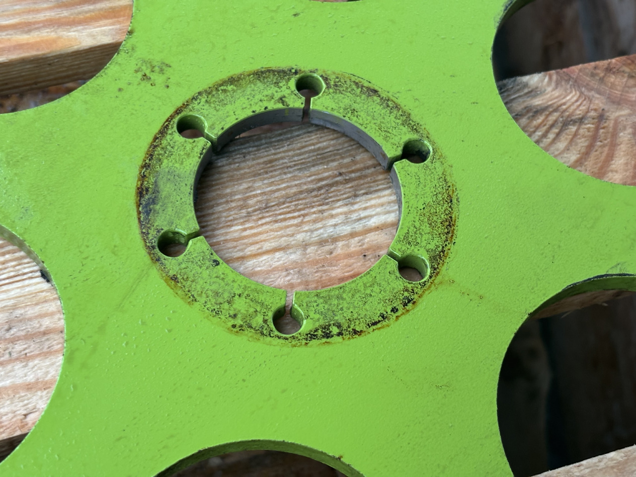 Claas Conspeed 8 75 FC Koło Zębate Ślimaka Wciągającego 0009055710 00 0905 571 0 - Коробка передач та запчастини в категорії Сільськогосподарська техніка: фото 1 Claas Conspeed 8 75 FC Koło Zębate Ślimaka Wciągającego 0009055710 00 0905 571 0 - Коробка передач та запчастини в категорії Сільськогосподарська техніка: фото 1