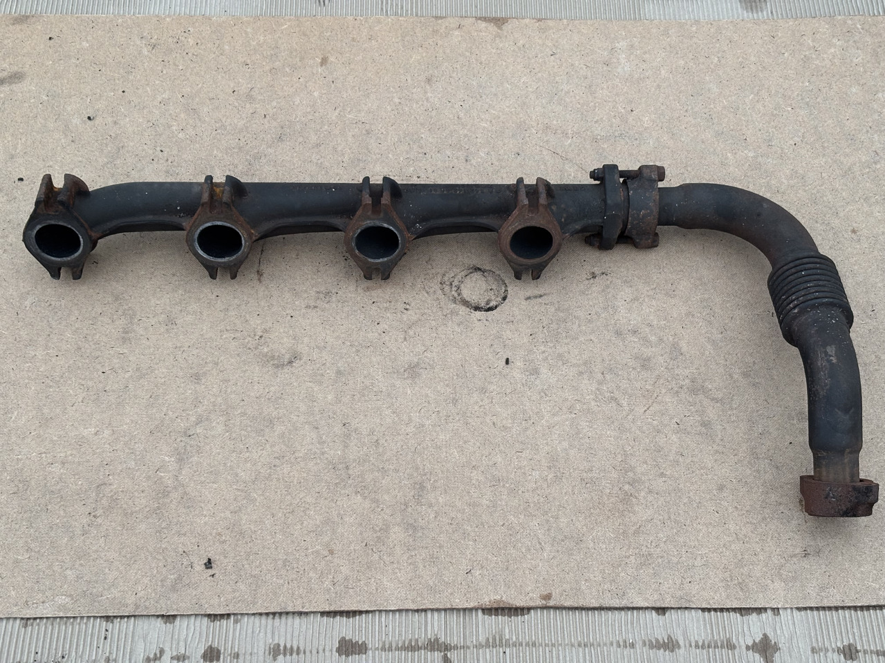 Claas LEXION 780 KOLEKTOR WYDECHOWY 5421420601 - Вихлопна труба в категорії Зернозбиральні комбайни: фото 4 Claas LEXION 780 KOLEKTOR WYDECHOWY 5421420601 - Вихлопна труба в категорії Зернозбиральні комбайни: фото 4