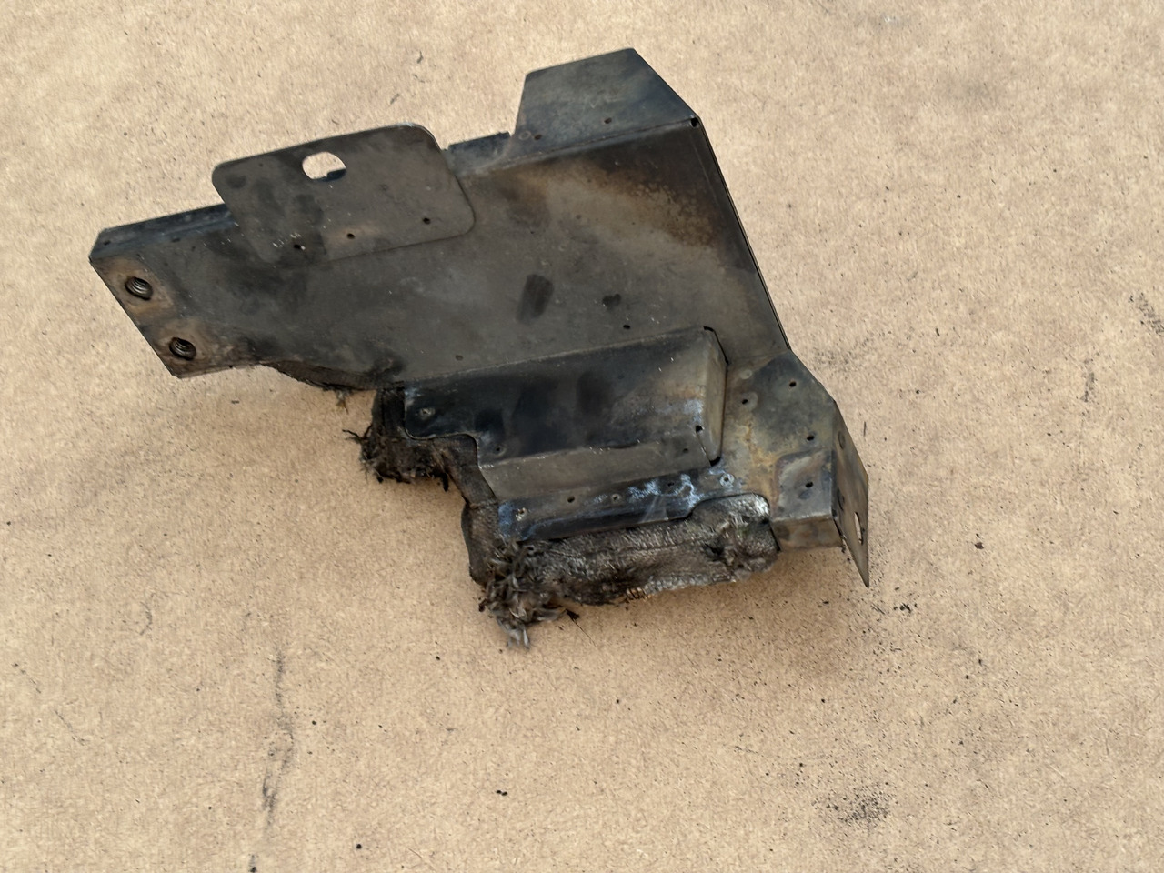 Claas Lexion 780 Blacha Obudowa Maska Osłona 00 0781 222 0 0007812220 - Капот в категорії Зернозбиральні комбайни: фото 1 Claas Lexion 780 Blacha Obudowa Maska Osłona 00 0781 222 0 0007812220 - Капот в категорії Зернозбиральні комбайни: фото 1