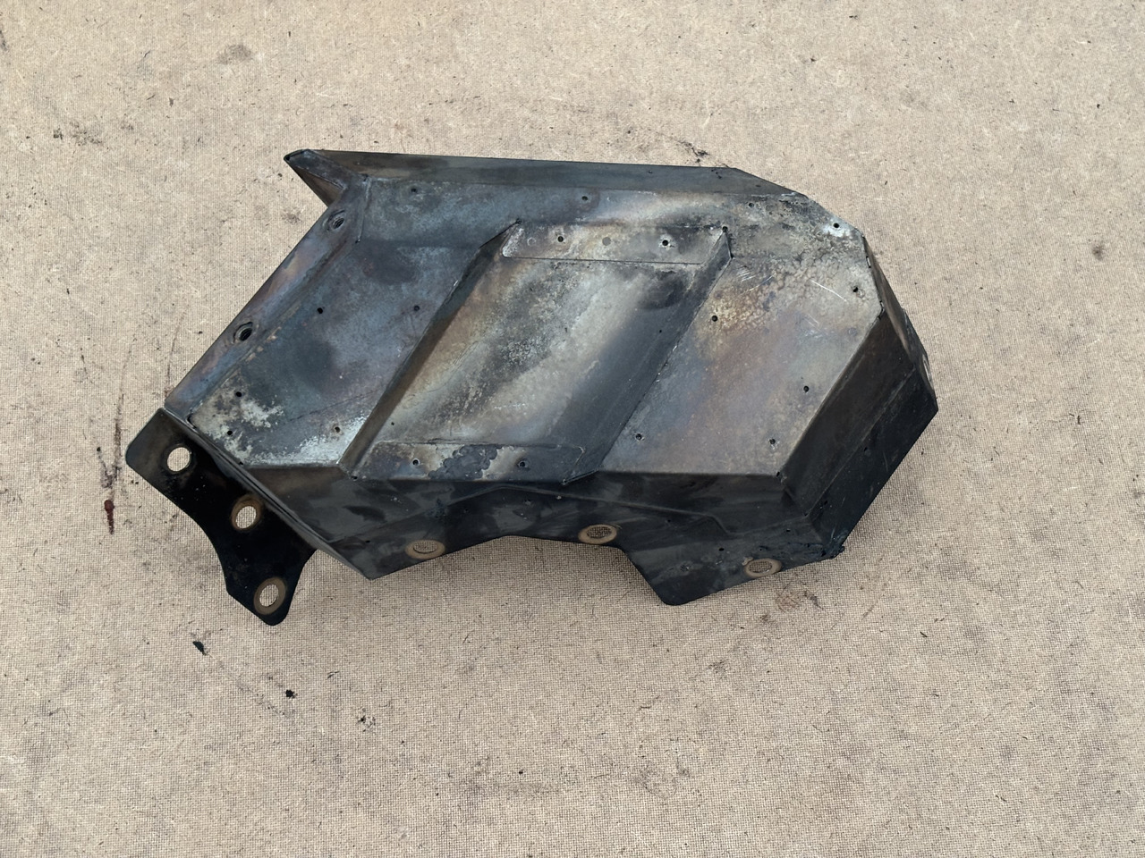 Claas Lexion 780 Izolacja Silnika Pokrywa Maska 00 0781 214 0 0007812140 - Капот в категорії Зернозбиральні комбайни: фото 1 Claas Lexion 780 Izolacja Silnika Pokrywa Maska 00 0781 214 0 0007812140 - Капот в категорії Зернозбиральні комбайни: фото 1