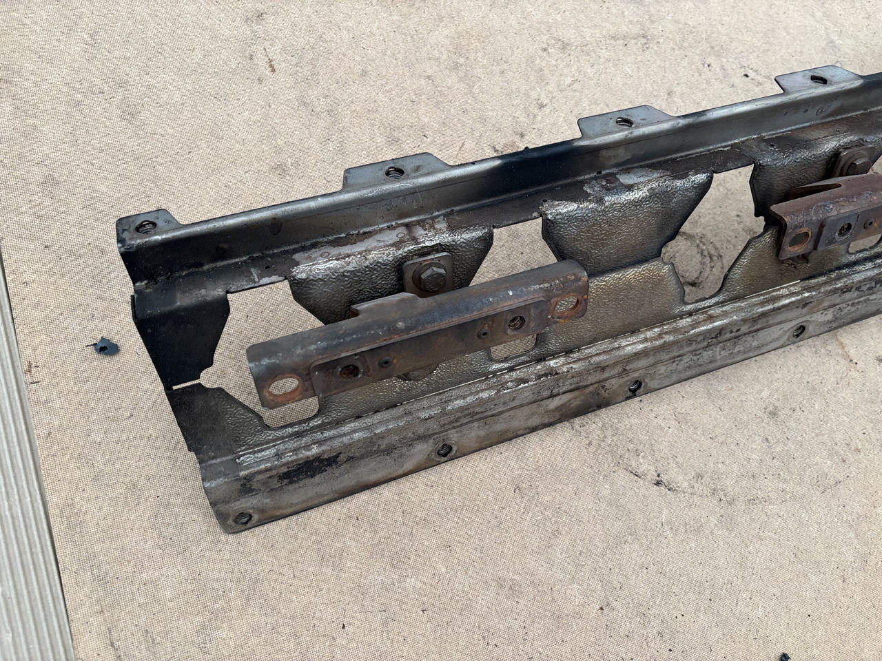 Claas Lexion 780 Izolacja Silnika Pokrywa Maska Obudowa Tylna 00 0781 205 0 0007812050 - Капот в категорії Зернозбиральні комбайни: фото 4 Claas Lexion 780 Izolacja Silnika Pokrywa Maska Obudowa Tylna 00 0781 205 0 0007812050 - Капот в категорії Зернозбиральні комбайни: фото 4