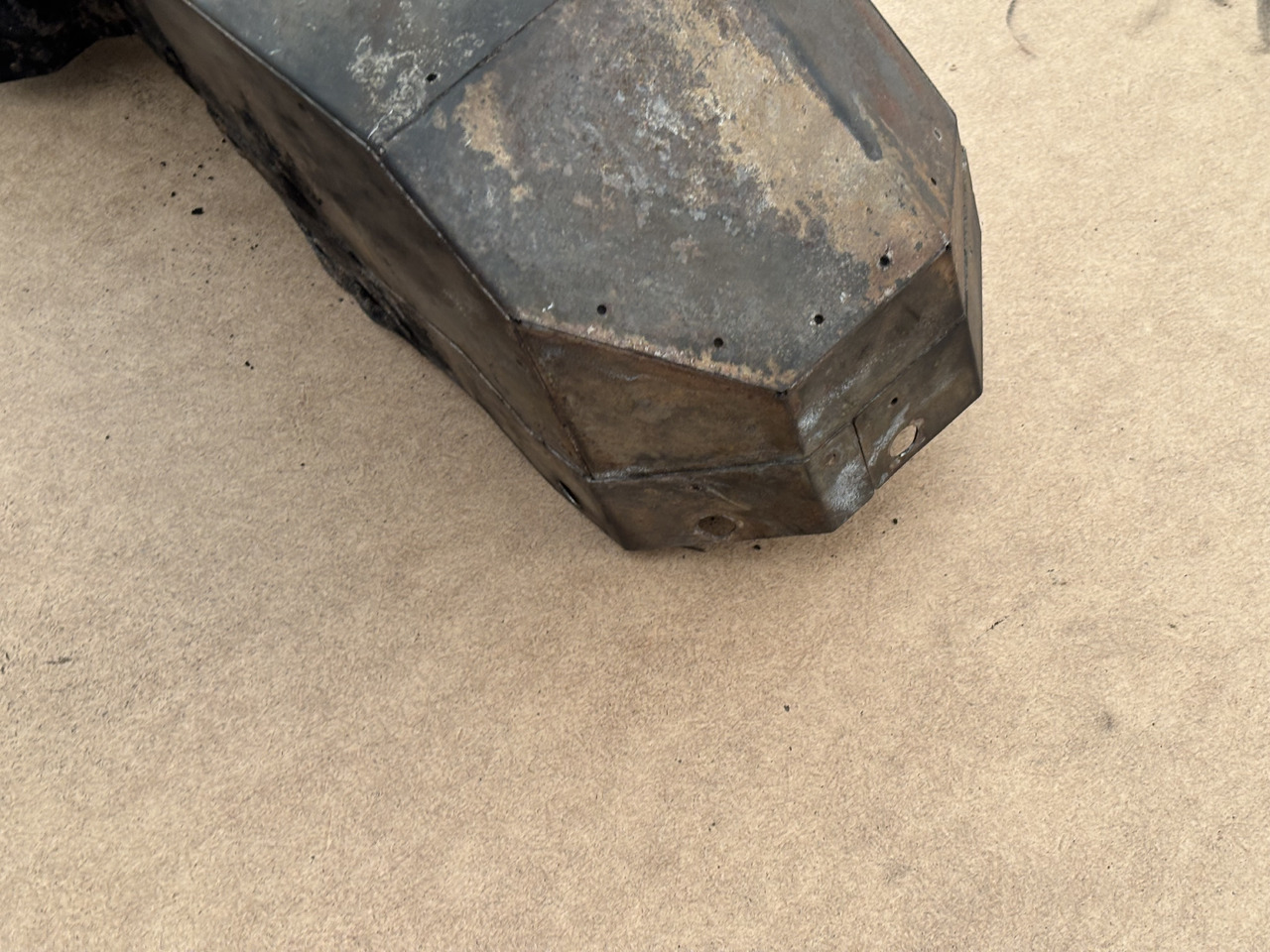 Claas Lexion 780 Osłona Obudowa Maska 00 0781 215 0 0007812150 - Капот в категорії Зернозбиральні комбайни: фото 4 Claas Lexion 780 Osłona Obudowa Maska 00 0781 215 0 0007812150 - Капот в категорії Зернозбиральні комбайни: фото 4