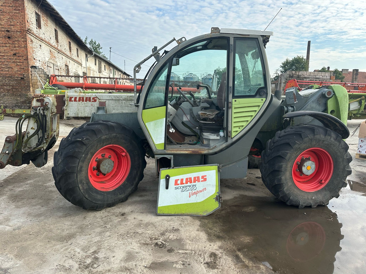 Claas Scorpion 9040 Variopower - kabina - Кабіна в категорії Сільськогосподарська техніка: фото 1 Claas Scorpion 9040 Variopower - kabina - Кабіна в категорії Сільськогосподарська техніка: фото 1