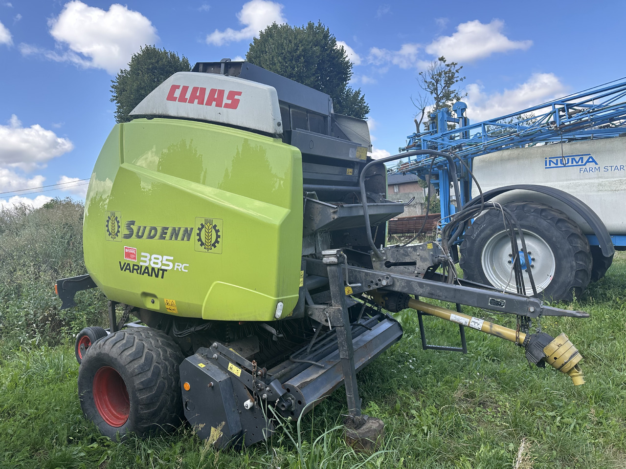 Claas Variant 385 rc części pokrywa boczna prawa i lewa - Кузов і екстер'єр в категорії Прес-підбирачі рулонні: фото 1 Claas Variant 385 rc części pokrywa boczna prawa i lewa - Кузов і екстер'єр в категорії Прес-підбирачі рулонні: фото 1