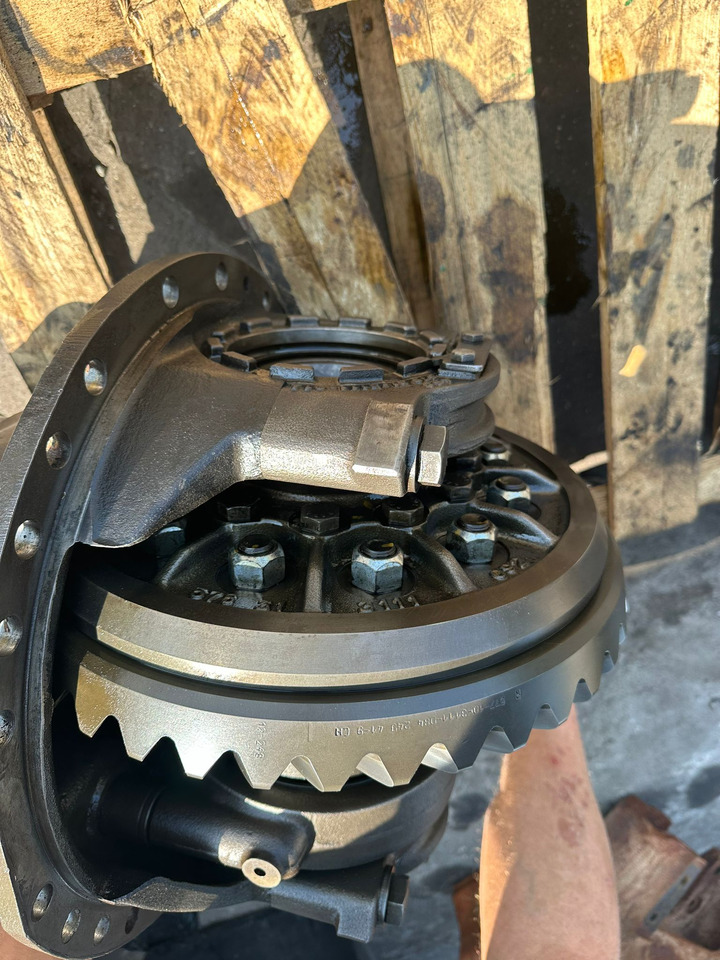 Claas Xerion 3800 - Dyferencjał | Wkład Mostu | Środek Mostu - Диференціал в категорії Сільськогосподарська техніка: фото 3 Claas Xerion 3800 - Dyferencjał | Wkład Mostu | Środek Mostu - Диференціал в категорії Сільськогосподарська техніка: фото 3